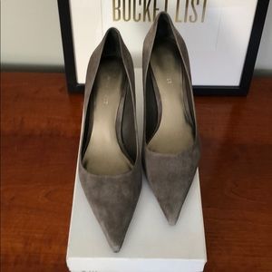 Nine West Nuncio Suede Pump